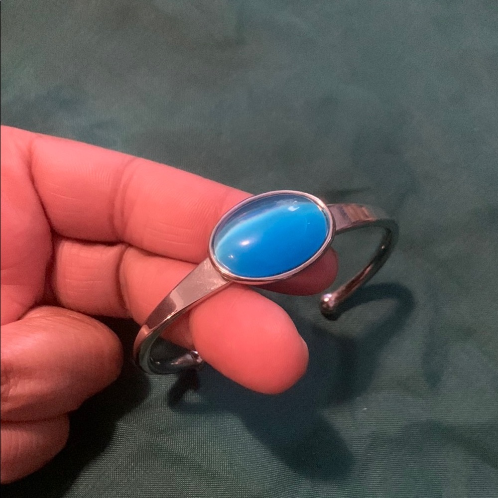 Silver cuff Bracelet with Blue Stone